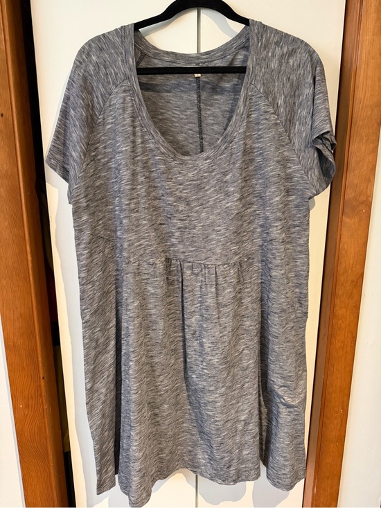 Known Supply Tops - Known Supply - Heather Gray Short-Sleeve Dress - Size L